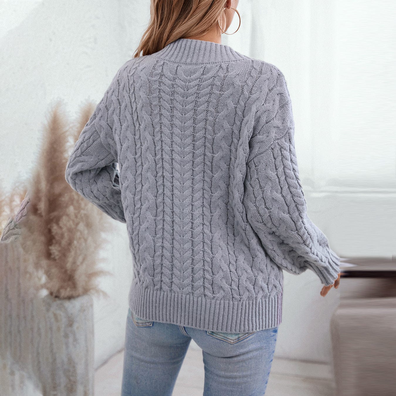 V-neck long-sleeved solid color knitted sweater