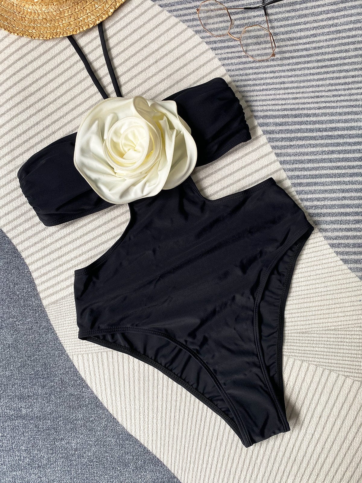 Sexy three-dimensional flower color block one-piece swimsuit